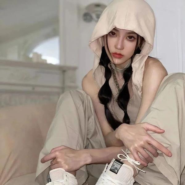 千钧。一发
